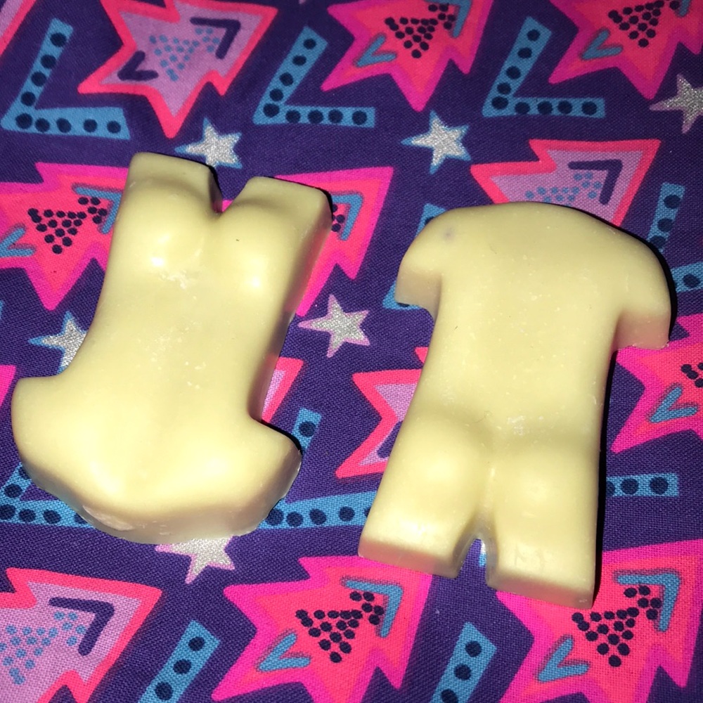 Lush’s Naked attraction massage bars (2) - Picture 2 of 3